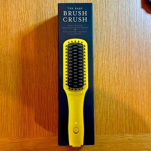 Drybar The Baby Brush Crush - Heated Straightening Brush (mini)